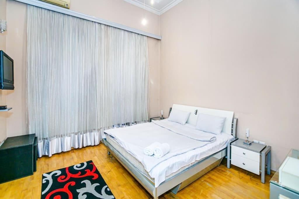 Apartment Azneft Meydani Baku Eksteriør bilde